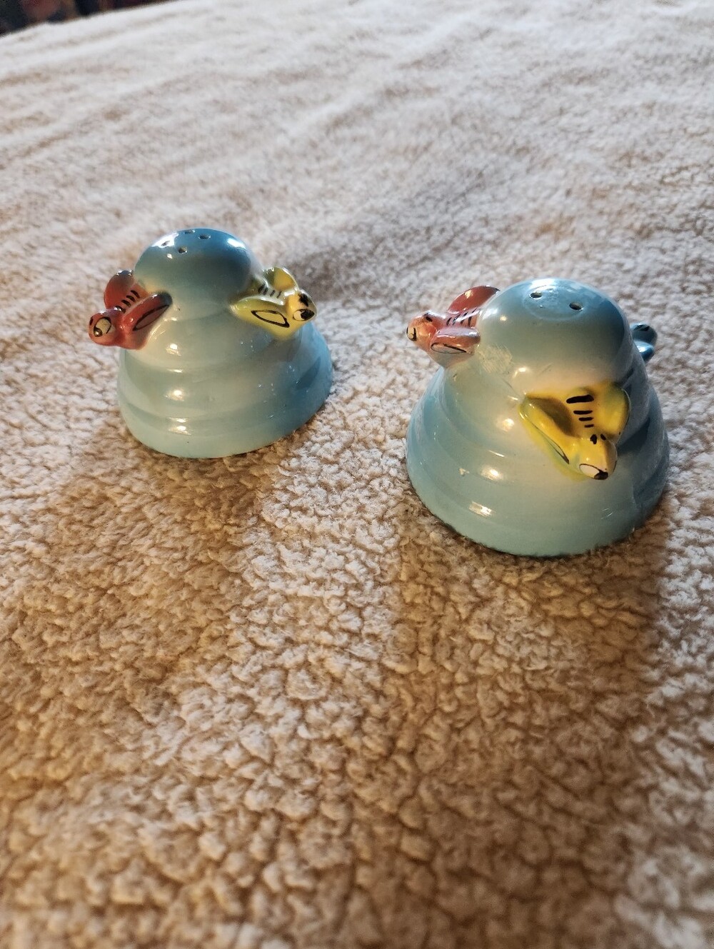 MCM Menschik Gildman Bee Blue Ceramic Salt and Pepper Shakers